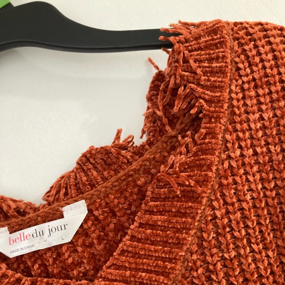 NWOT 🎀 Belle Du Jour Destructed Sweater - Picture 7 of 13